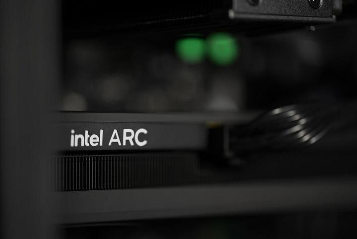 Produktbild Actina 5901443410249 (1000 GB, 32 GB, Intel Core i5-14400F)