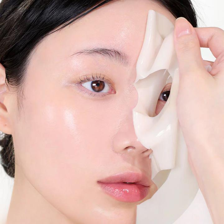 Actual product image Holika Holika The Real Glutathione Gel Mask