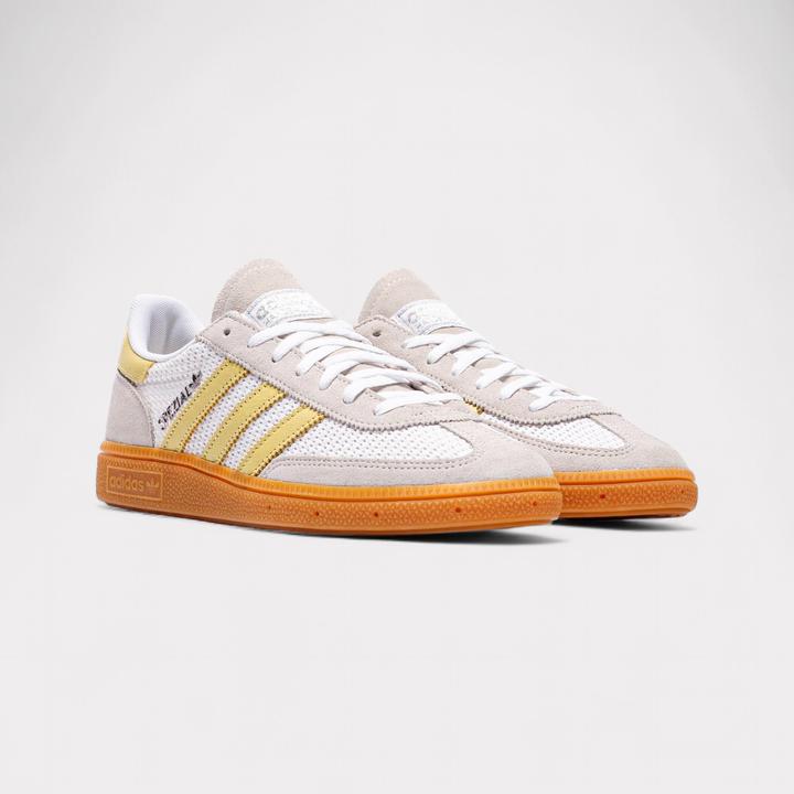 White, Silver Metallic, Powder Yellow