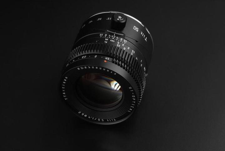 Produktbild TTArtisan Tilt 50mm F/1.4 – L-Mount (L-Mount, Vollformat)