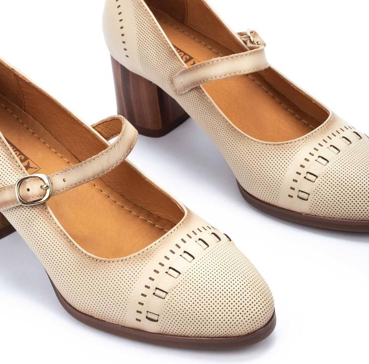 Actual product image Pikolinos Calafat (36)