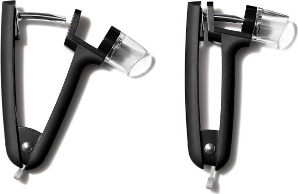 Image du produit OXO Good Grips dénoyauteur de cerises/olives, noir