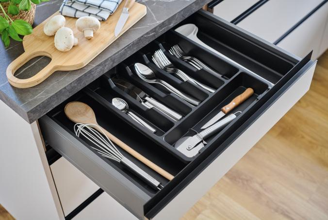 Actual product image Zeller Present Cutlery tray