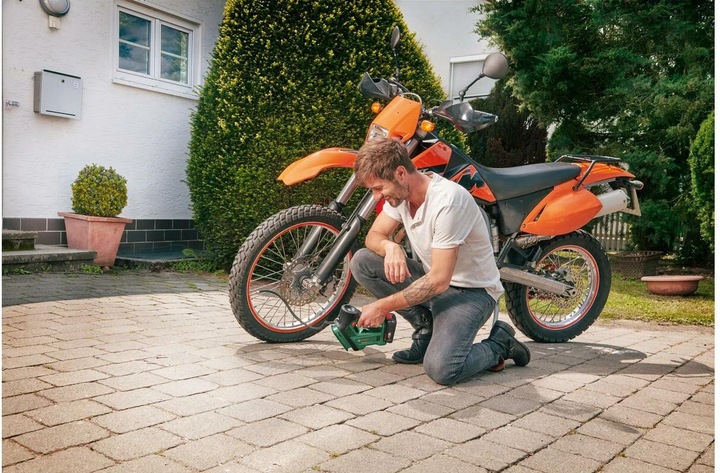 Actual product image Bosch Home & Garden UniversalPump (10.30 bar)