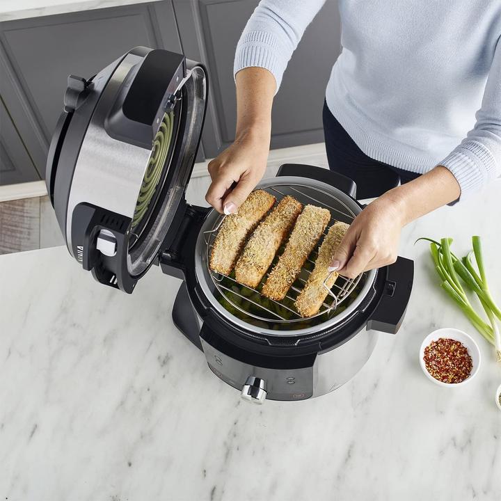Actual product image Ninja OL650EUFoodi MAX 12-in-1 SmartLid Multicooker