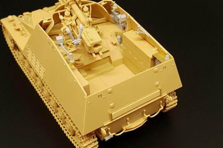 Produktbild Hauler Sd.Kfz.164 Nashorn (Tamiya)
