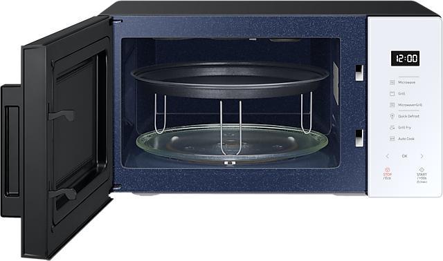 Actual product image Samsung MG23T5018CW (23 l)