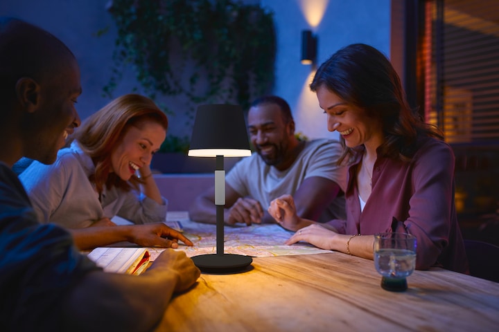 Image du produit Philips Hue Go (370 lm)