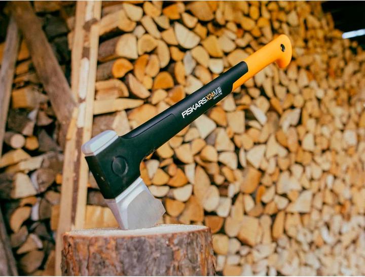 Actual product image Fiskars Splitting axe X24