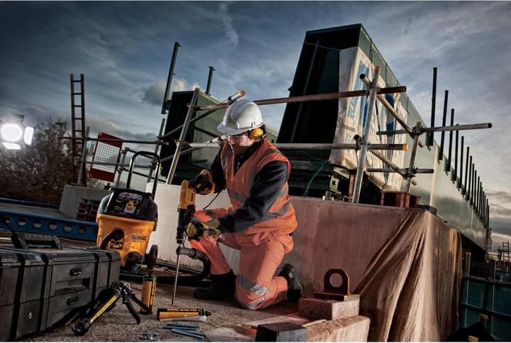 Produktbild DeWalt Absaugbohrer (12 Millimeter)