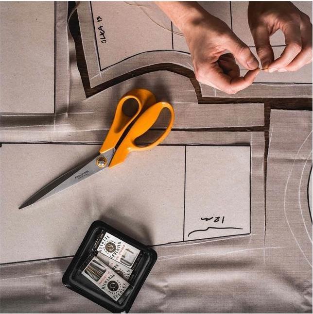 Immagine prodotto Fiskars Sartoria professionale (27 cm)