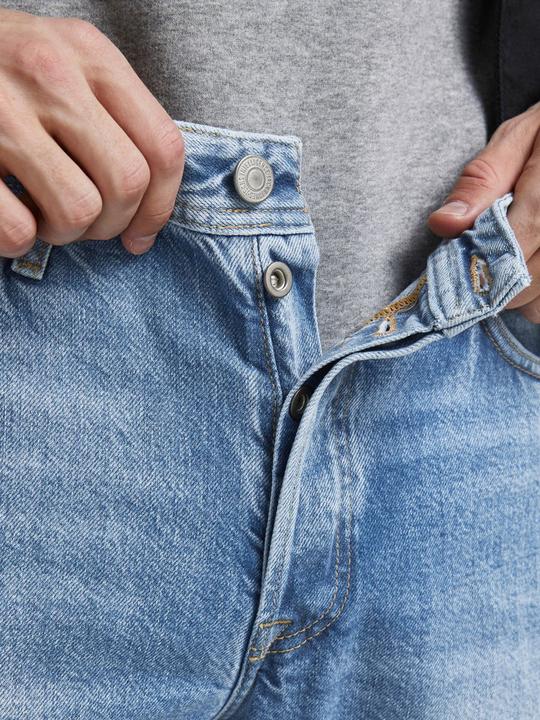 Actual product image Jack & Jones Chris Original CJ 920 Loose Fit Jeans (33)