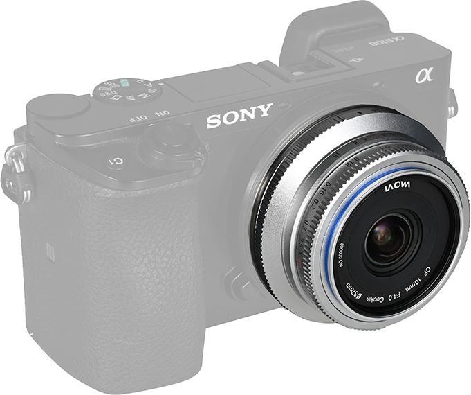 Immagine prodotto Laowa Pancake 10mm 1:4 Sony E-mount (APS-C) argento (Messa a fuoco manuale) (nuovo) (Sony E, APS-C / DX)