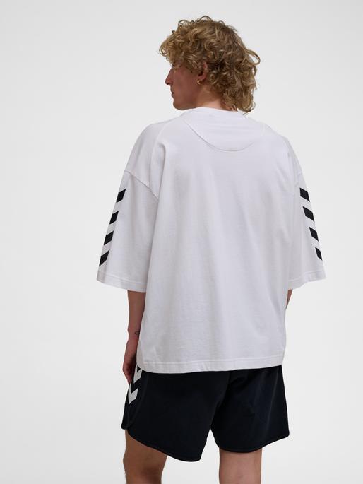 Actual product image hummel hmlOVERSIZED WILLY T-SHIRT SW (M)
