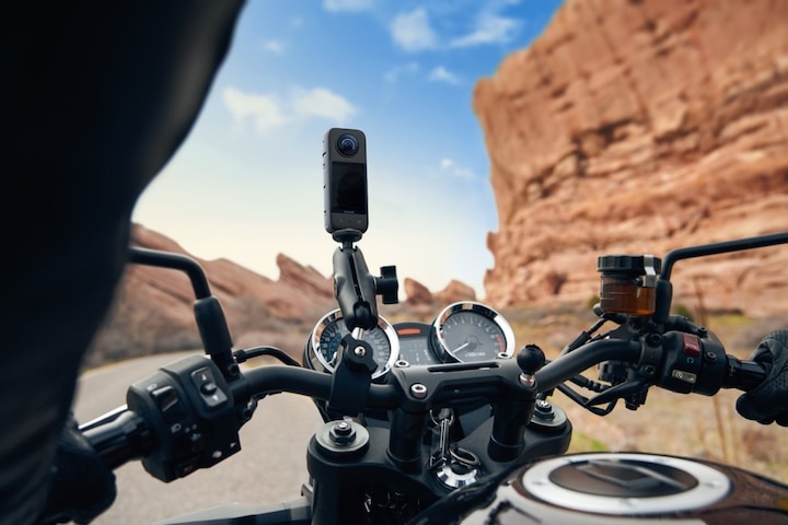Produktbild Insta360 X3 Motorcycle Kit (30p, WLAN, Bluetooth, NFC)