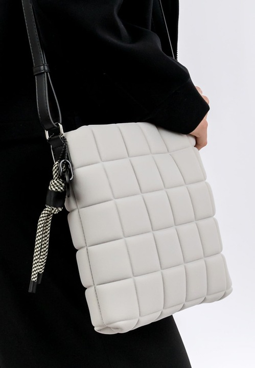 Actual product image Suri Frey Umhängetasche SFY Jancy