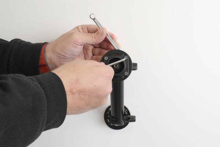Produktbild Brodit Halter Aktiv USB, 12/24V, für HONEYWELL CT47, inkl. USB-Ladegerät, NUR für Geräte mit origin