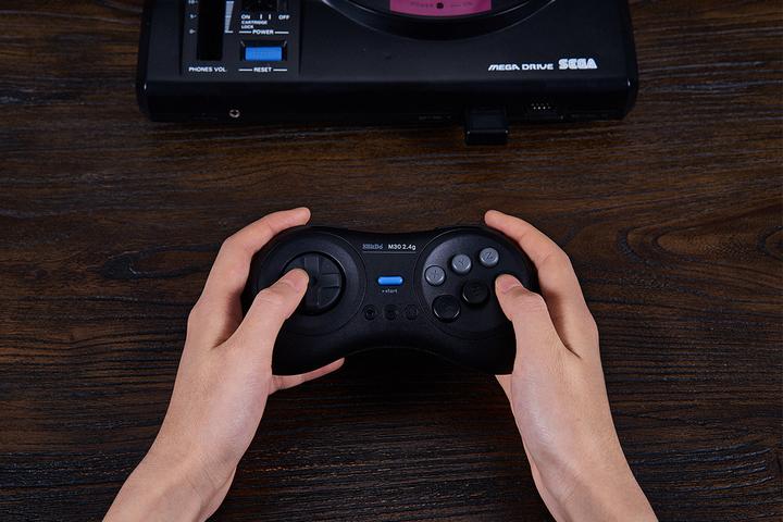 Produktbild 8bitdo M30 Megadrive controller (Sega Mega Drive)