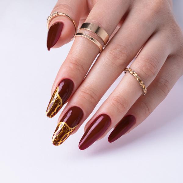 Actual product image Molly Nails Gellack Burgundy UV/LED (Burgundy, UV gel varnish)