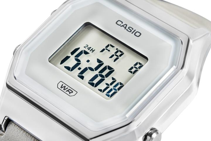 Actual product image Casio Retro Vintage - LA680WEL-8EF (Digital watch, 28 mm)