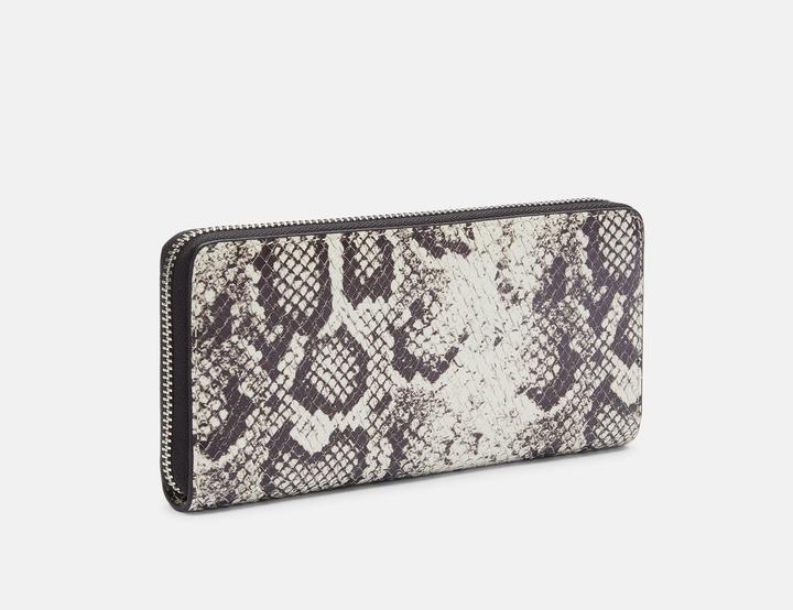 Produktbild Liebeskind Berlin Sally Wallet mit RFID-Schutz und mehreren Fächern für kompakte Aufbewahrung