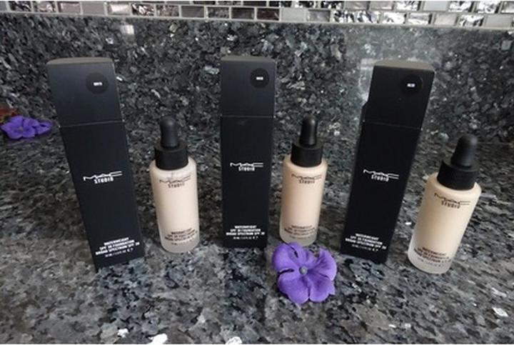 Image du produit MAC Cosmetics Fond de teint Studio Waterweight (N° NC37)
