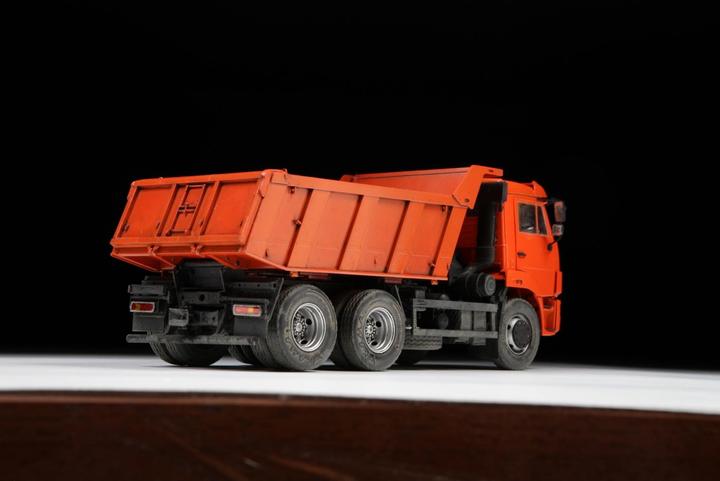 Produktbild 1:35 KAMAZ 65115 LKW