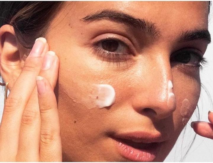 Actual product image Zago Milano Moisturizing Face Cream Re-Hydrating Cream with Hyaluronic Acid Italian Skincare (Face toner)