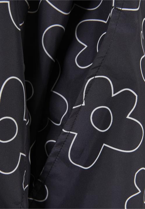 Actual product image Urban Classics Flower AOP (M)