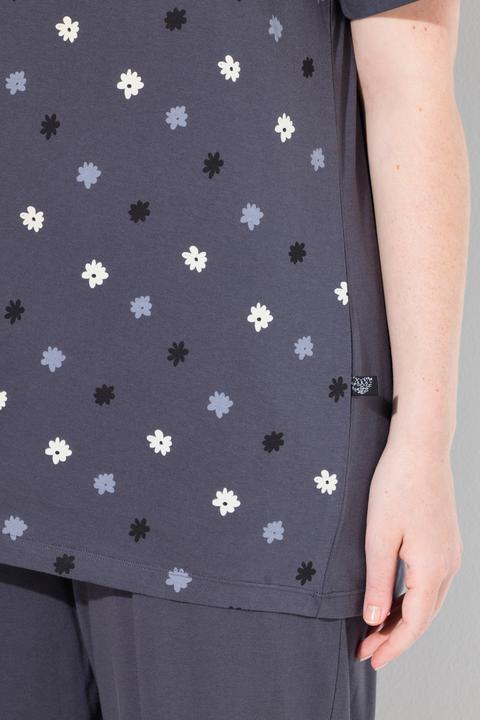 Image du produit Ulla Popken Pyjama 2 pièces, pantalon + haut à fleurs avec broderie, décolleté rond et manches courtes (62)