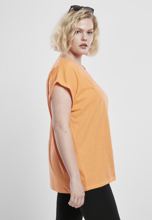 Actual product image Urban Classics Ladies Extended Shoulder Tee (4XL)