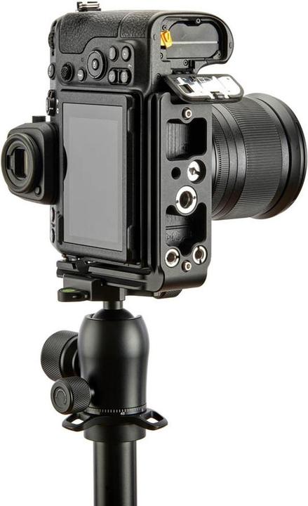 Actual product image 3 Legged Thing ZOOEY QD L Bracket for Nikon Z8 (Mounting bracket)