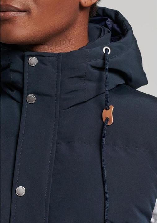 Produktbild Superdry ärmelloe daunenjacke mit kapuze uperdry evert (S)