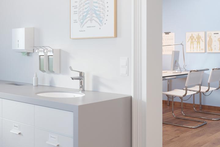 Actual product image Grohe Undercounter washbasin UNI with overflow 560x420mm alpine white (420 mm, 560 mm)