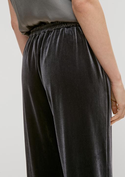 Produktbild Comma Hose Regular: Hose aus Samt (34)