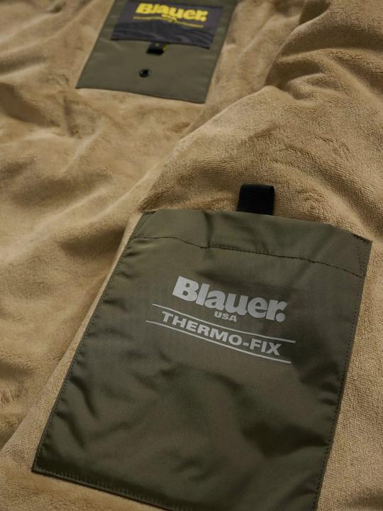 Produktbild Blauer Windbreaker (XL)