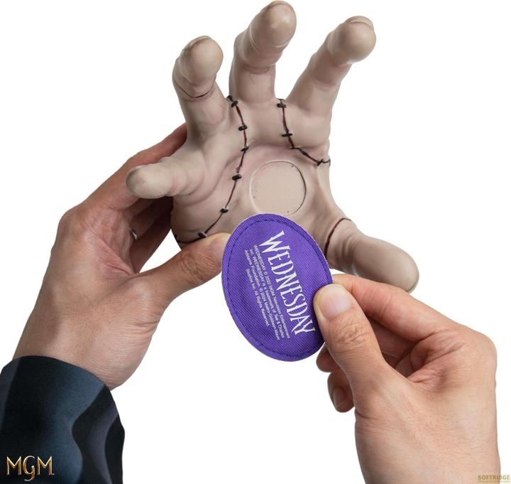 Immagine prodotto Cinereplicas Mercoledì: Mano ghiacciata (1x)