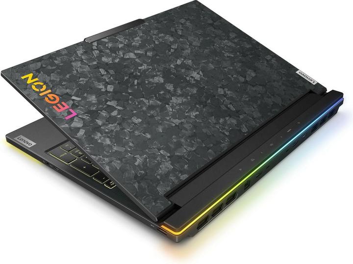 Immagine prodotto Lenovo Legion 9 (18", 2000 GB, 64 GB, Svizzera, Intel Core Ultra 9 275HX)