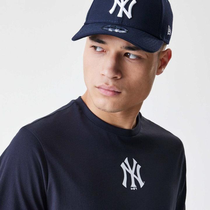 Produktbild New Era T-Shirt mit New York Yankees Logo MLB CF Regular (S)