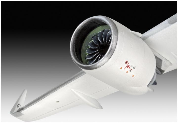 Actual product image Revell Airbus A320 Neo