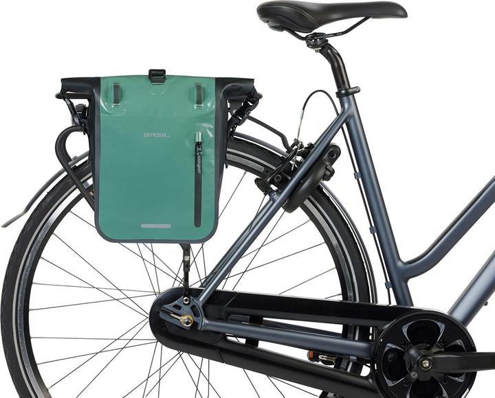 Produktbild Basil Rivo M MIK Hooks (15 l, Gepäckträgertasche)