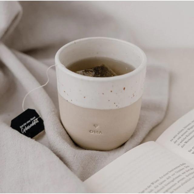 Produktbild Eulenschnitt Becher "Oma" - von (320 ml, 1 x)