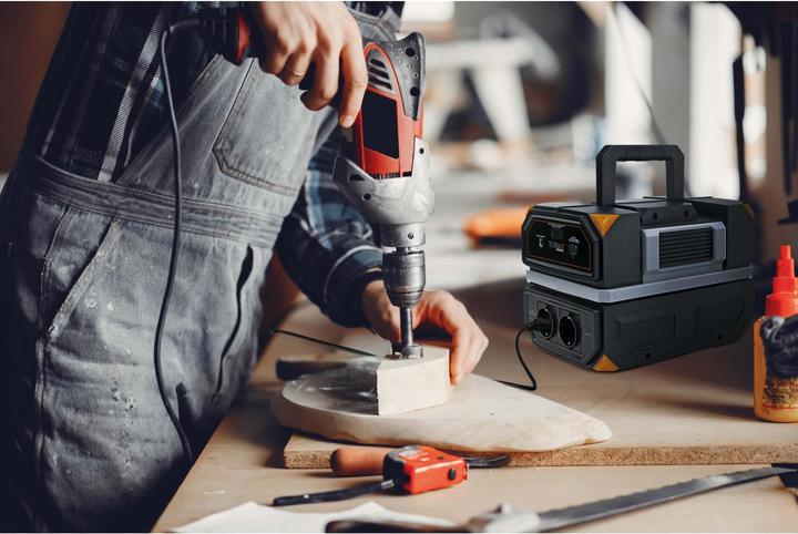 Produktbild Technaxx TX-202 Powerstation 20Ah Power Delivery Li-Ion Schwarz-Silber, Orange Outdoor (504 Wh, 6.25 kg)