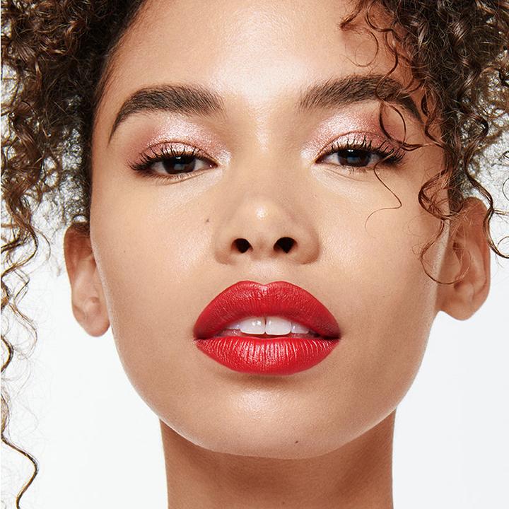 Produktbild Veralab Click N Kiss Velvet Lipstick 01 - A Luxurious Velvet Finish Lipstick (01 - A Luxurious Velvet Finish Lipstick)