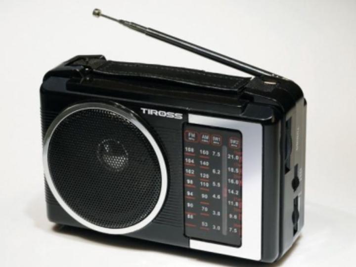 Image du produit Tiross Récepteur radio TS-460 (AM, FM)