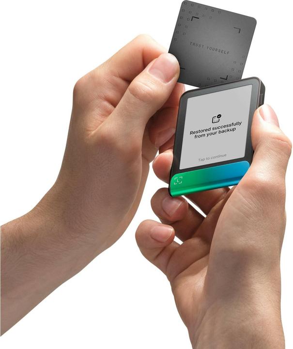 Actual product image Ledger Flex - Oxidate Green inkl.Recovery Key (Bitcoin, Cardano, Ethereum Classic)