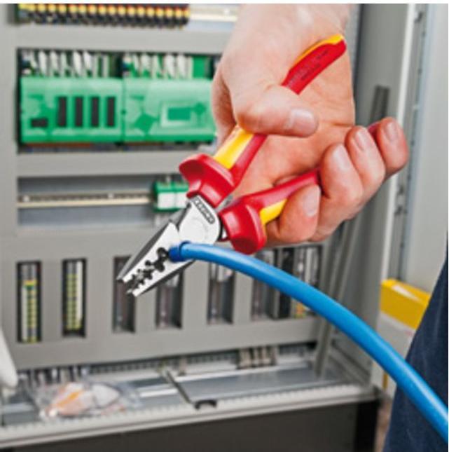 Image du produit Knipex Pince à sertir pour embouts de câble (180 mm)