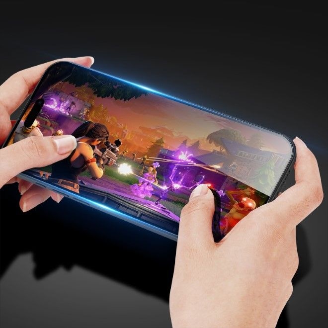 Actual product image Dux Ducis Armoured glass 10D (1 Piece, Apple iPhone 16 Pro)