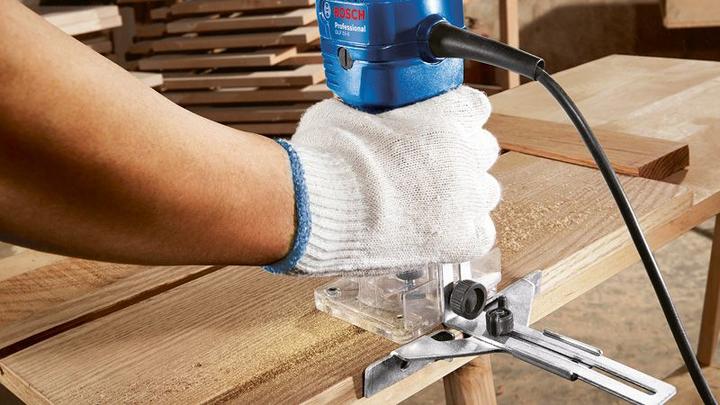 Image du produit Bosch Professional Fraiseuse de bords GLF 55-6