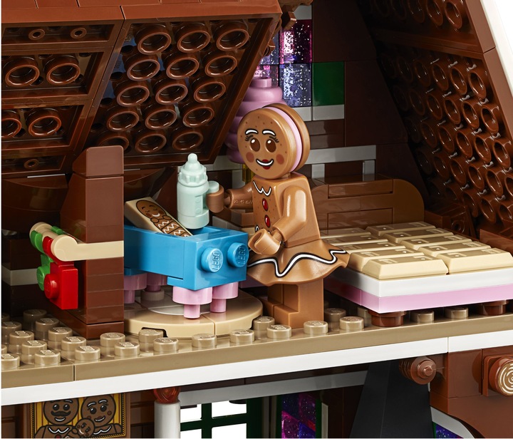 Actual product image LEGO Gingerbread House (10267, LEGO Creator Expert)